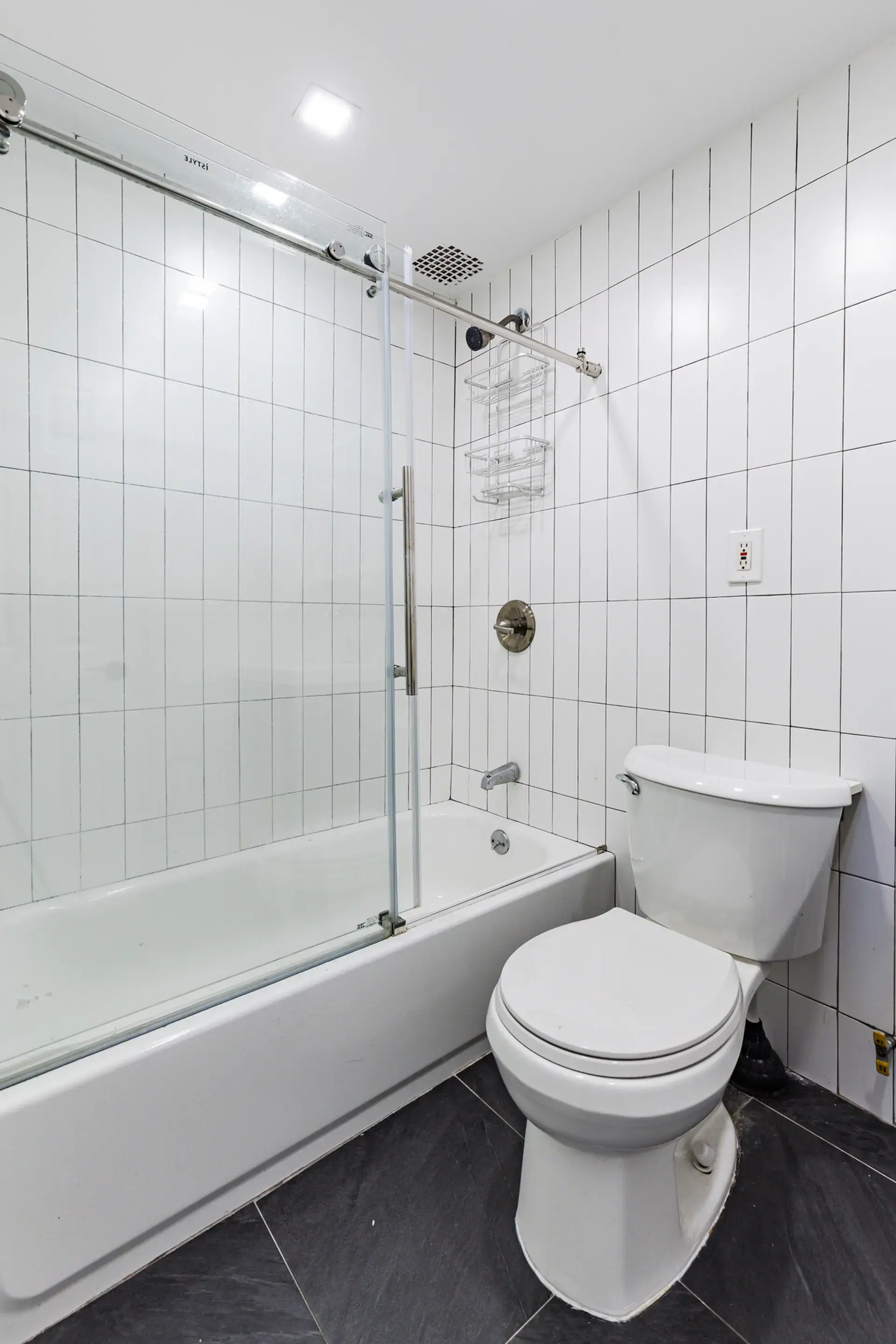 Studio Apartment in Queens Area