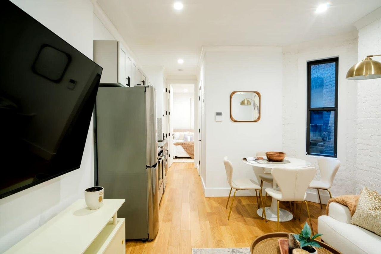 Renovated 2Bed Furnished Apartment in Brooklyn