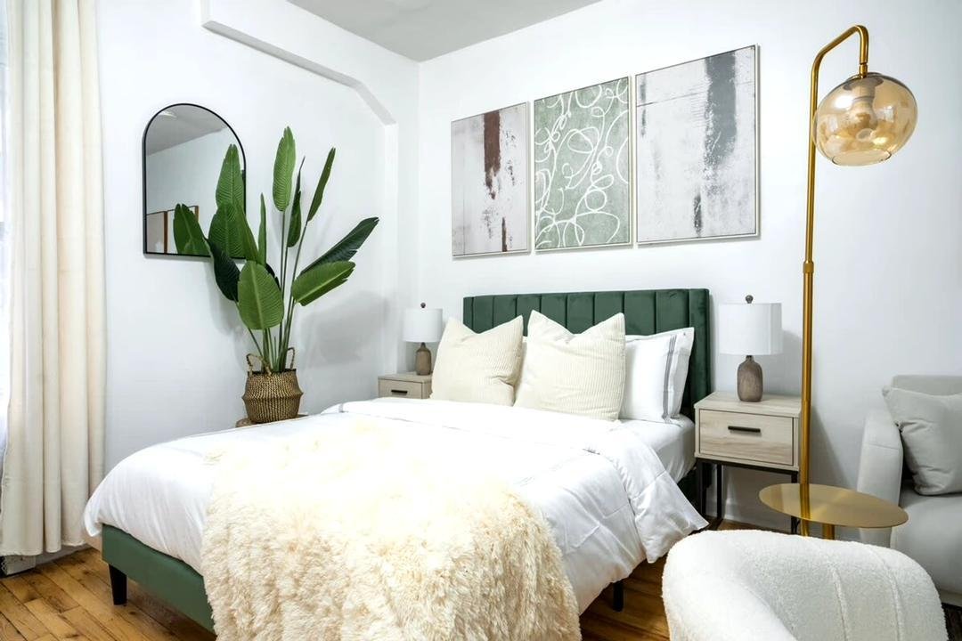 Studio in Upper West Side Manhattan