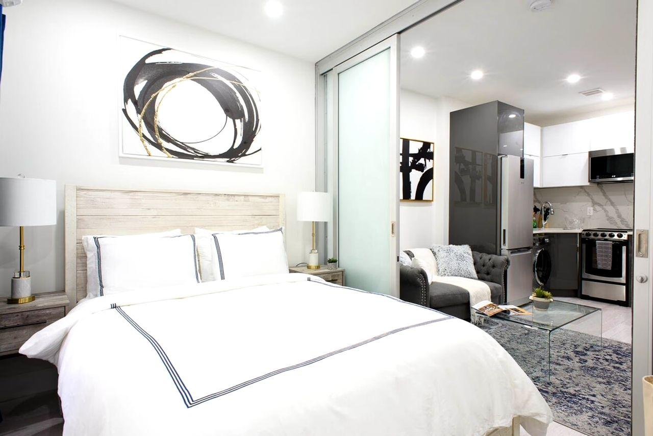 Furnished 1Bedroom Apartment in Yorkville UES