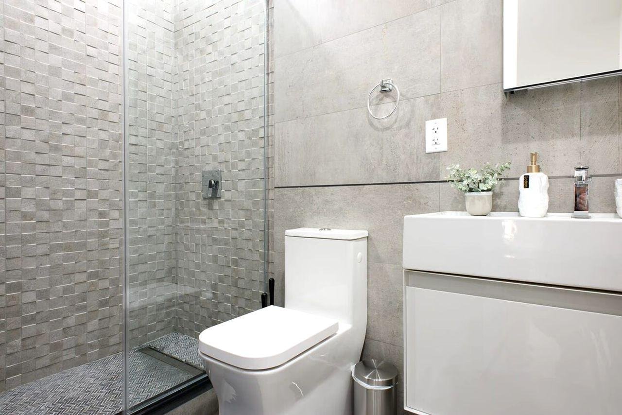 Furnished 1Bedroom Apartment in Yorkville UES